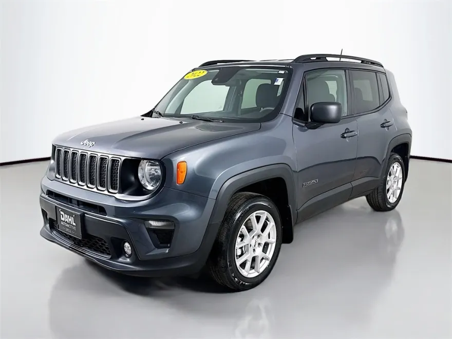 2022 Jeep Renegade Latitude photo 1