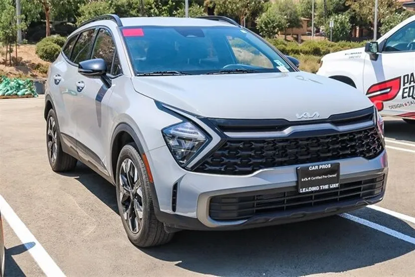 2023 Kia Sportage X-Line photo 1