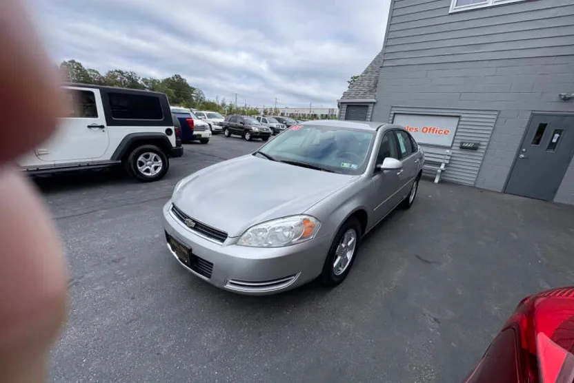 2008 Chevrolet Impala 1LT photo 1