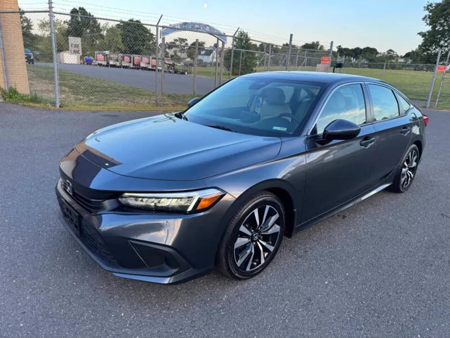 2023 Honda Civic EX photo 1