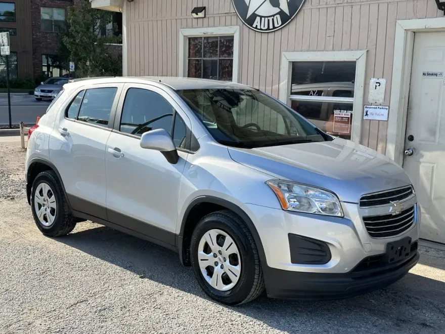 2015 Chevrolet Trax LS photo 1