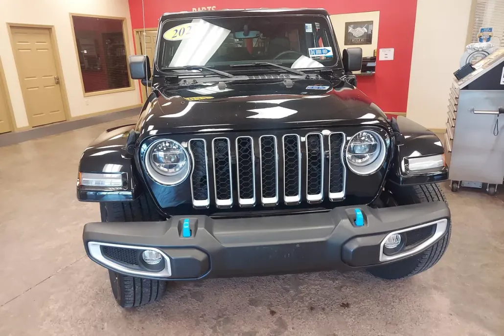 2022 Jeep Wrangler Unlimited 4xe Sahara photo 1