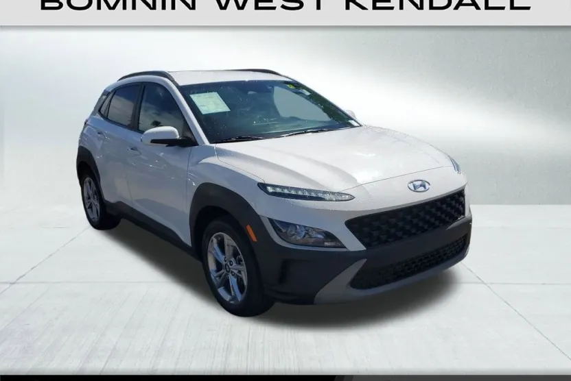 2023 Hyundai Kona SEL photo 1