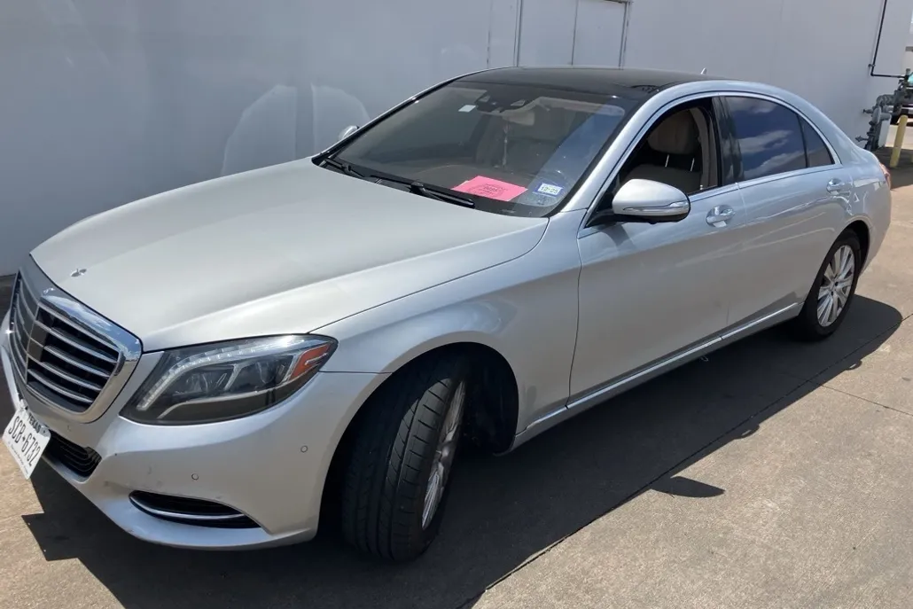 2014 Mercedes Benz S 550 photo 1