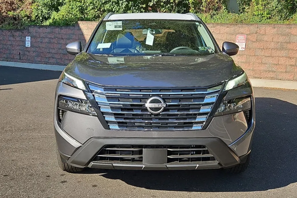 2026 Nissan Rogue AWD SV photo 1
