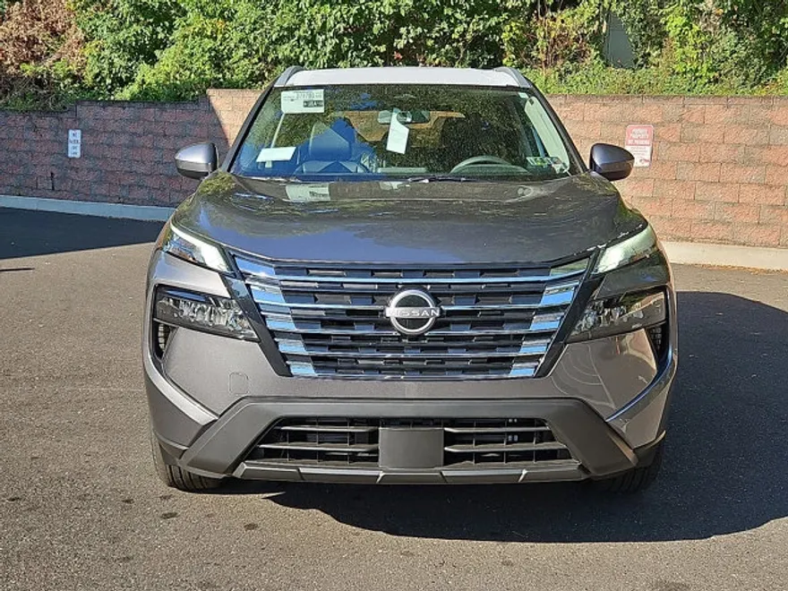 2026 Nissan Rogue AWD SV photo 1