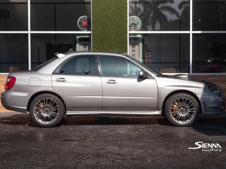 2006 Subaru Impreza WRX STI Base photo 1