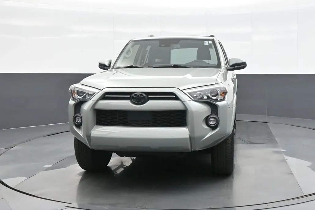 2022 Toyota 4Runner SR5 Trail photo 1