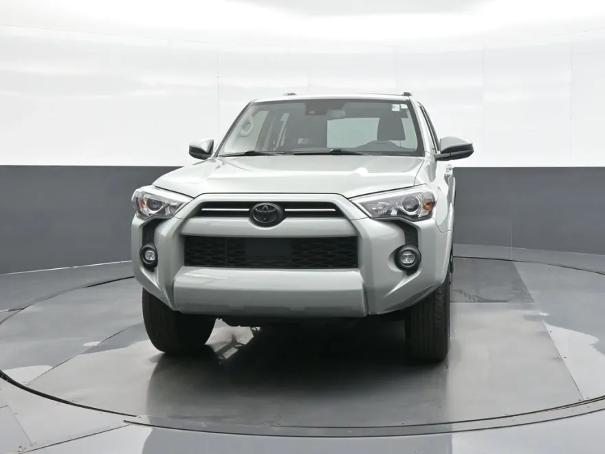 2022 Toyota 4Runner SR5 Trail photo 1