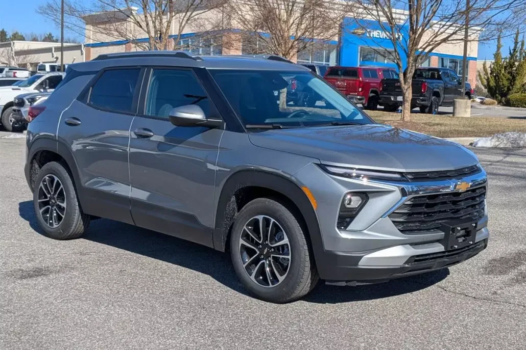 2025 Chevrolet Trailblazer LT photo 1