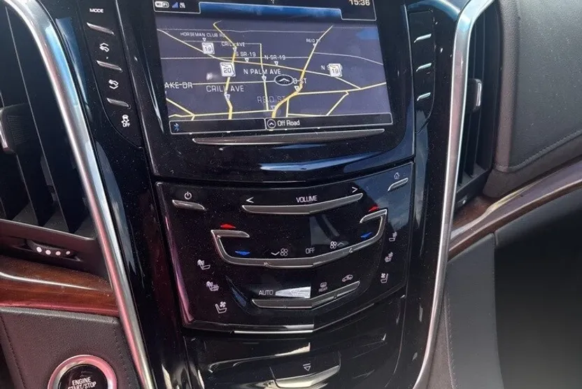 2019 Cadillac Escalade Premium Luxury photo 1