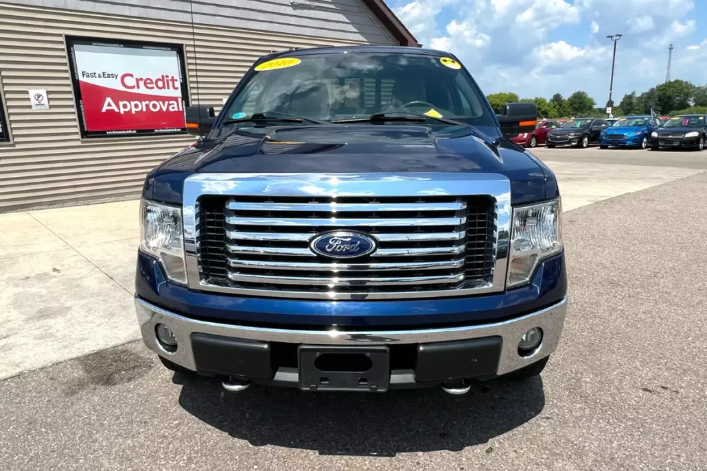 2010 Ford F-150 XLT photo 1