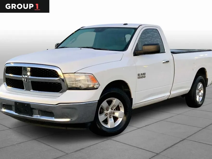 2013 Ram 1500 SLT photo 1