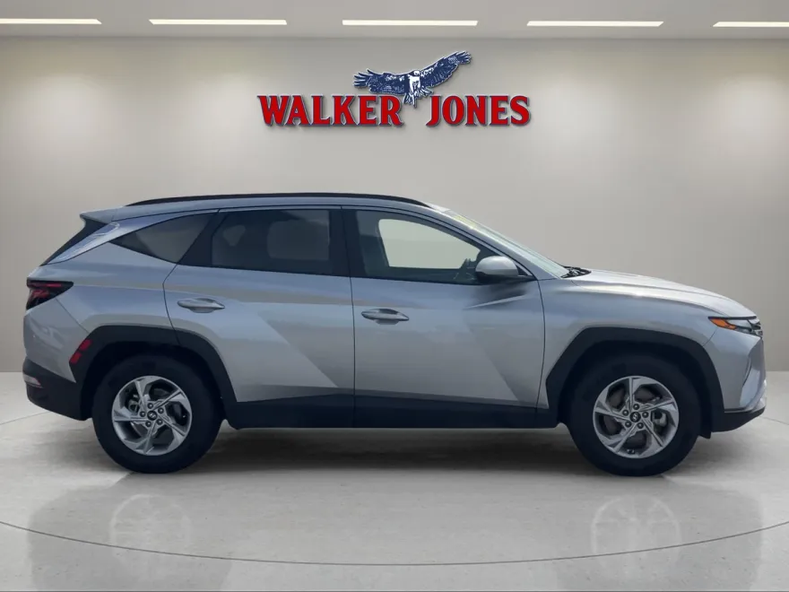 2024 Hyundai Tucson SEL photo 1