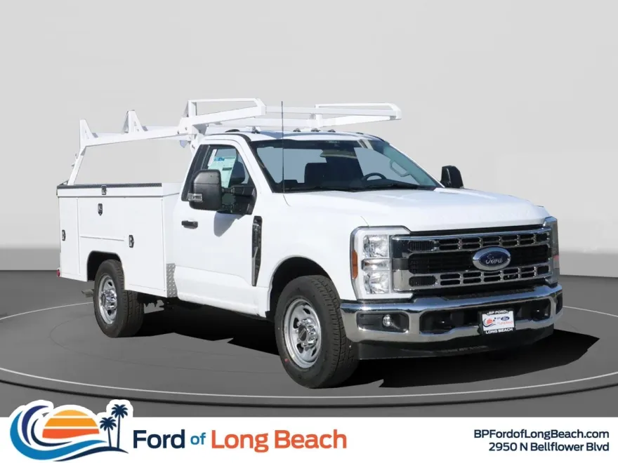 2024 Ford F-350 photo 1