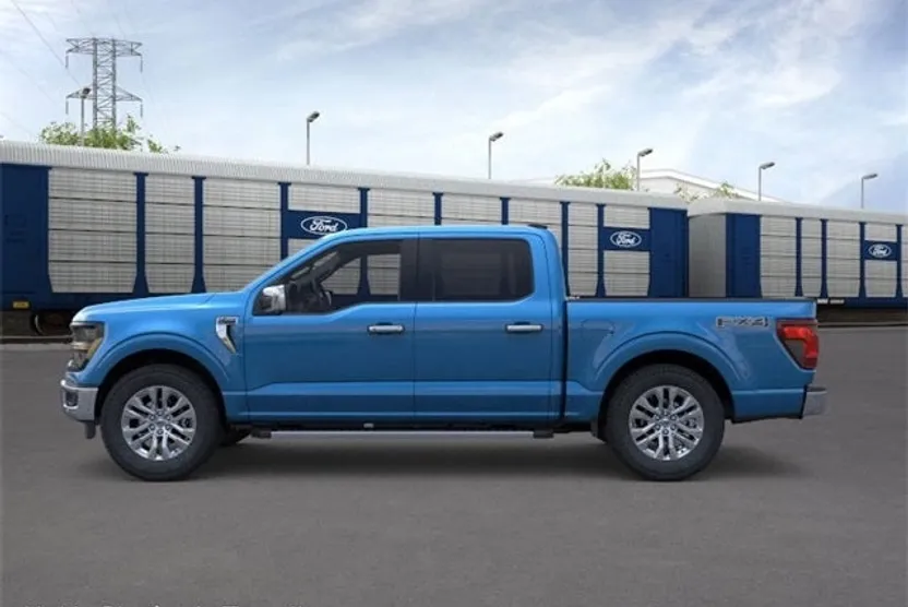 2025 Ford F-150 XLT photo 1