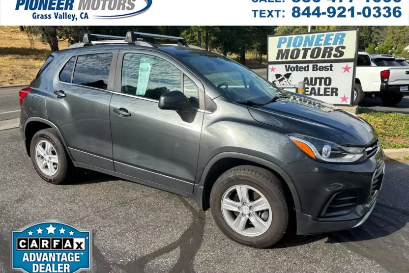 2019 Chevrolet Trax LT photo 1