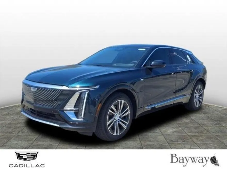 2025 Cadillac Lyriq Luxury photo 1