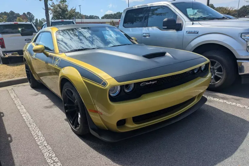 2021 Dodge Challenger R/T Scat Pack Widebody photo 1