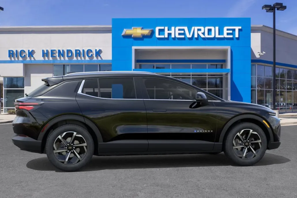 2026 Chevrolet Equinox EV 1LT photo 1