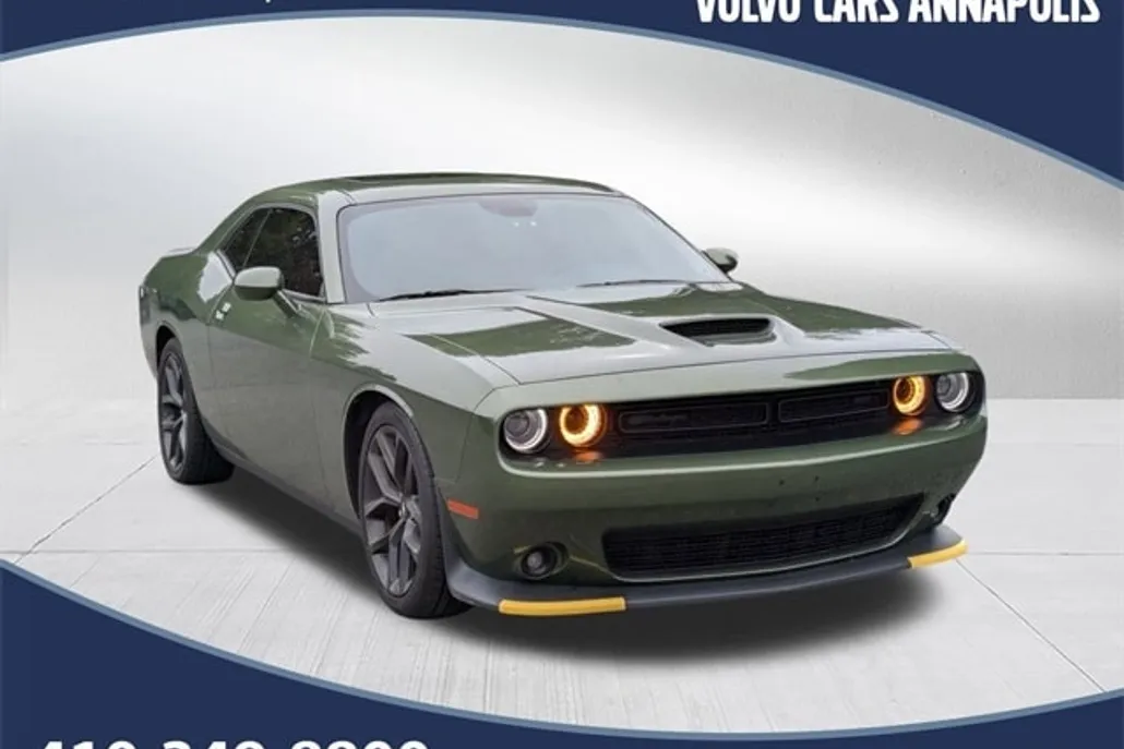 2022 Dodge Challenger GT photo 1