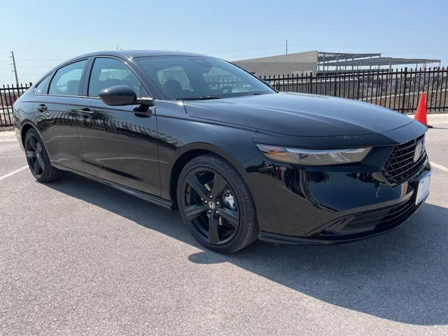 2025 Honda Accord Hybrid Sport-L photo 1