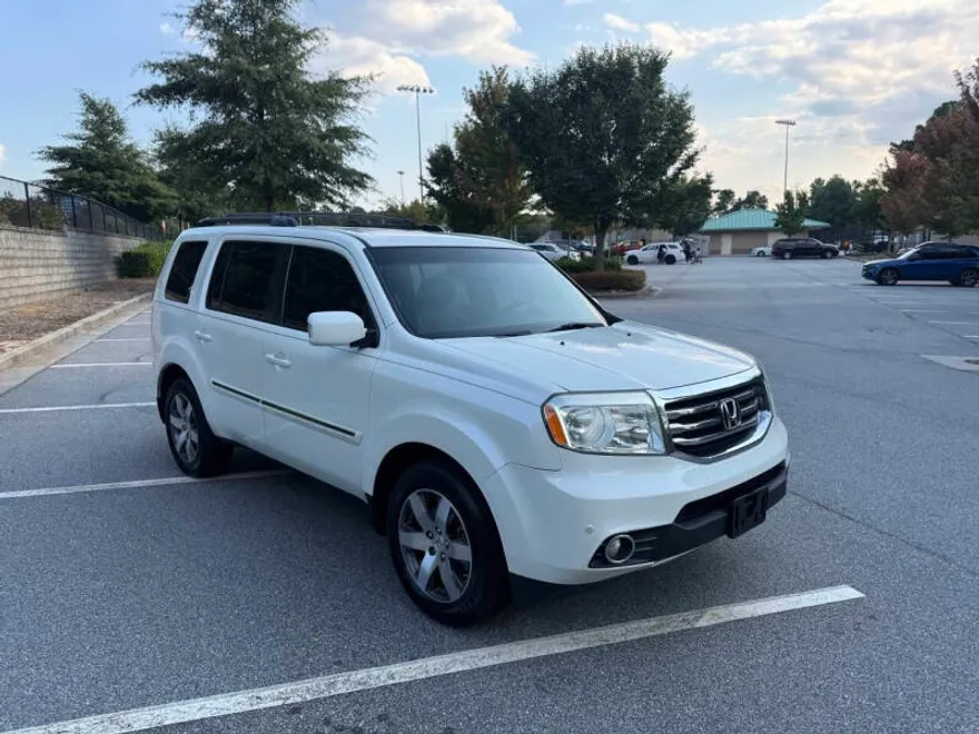 2015 Honda Pilot Touring photo 1