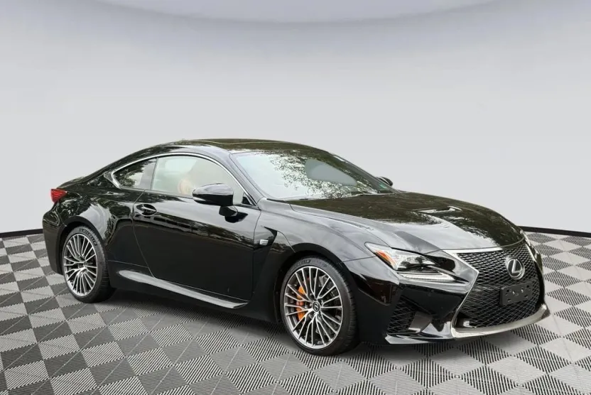2016 Lexus RC F photo 1