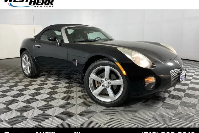 2007 Pontiac Solstice Base Convertible photo 1
