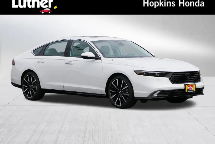 2025 Honda Accord Hybrid Touring photo 1