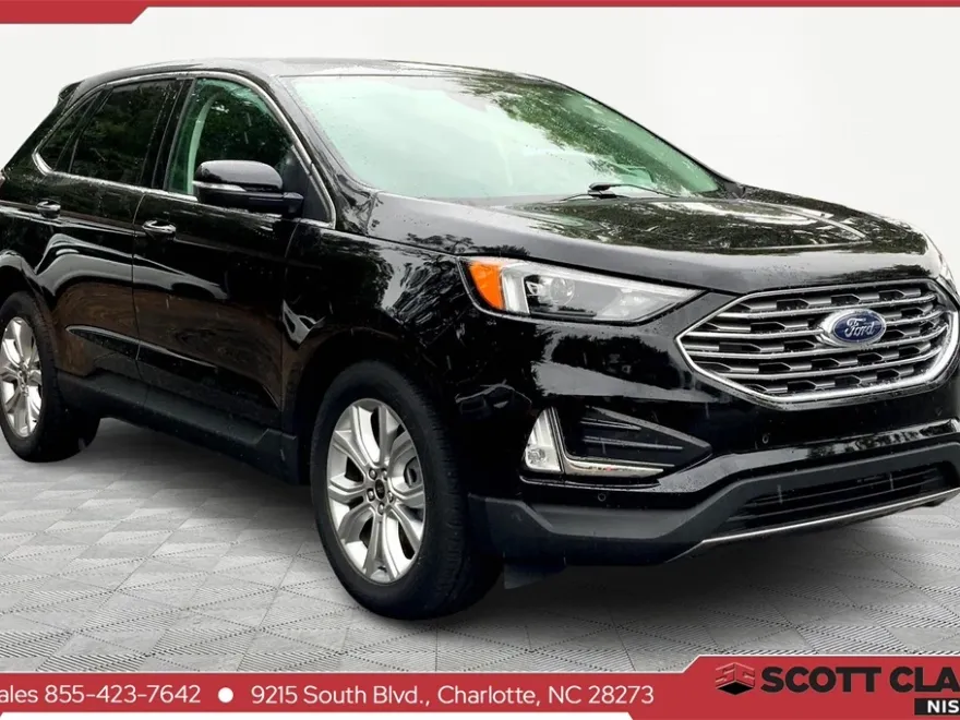 2024 Ford Edge Titanium photo 1
