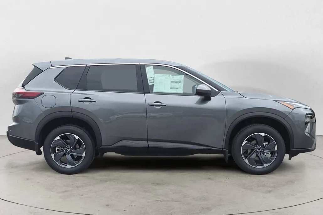 2025 Nissan Rogue SV photo 1