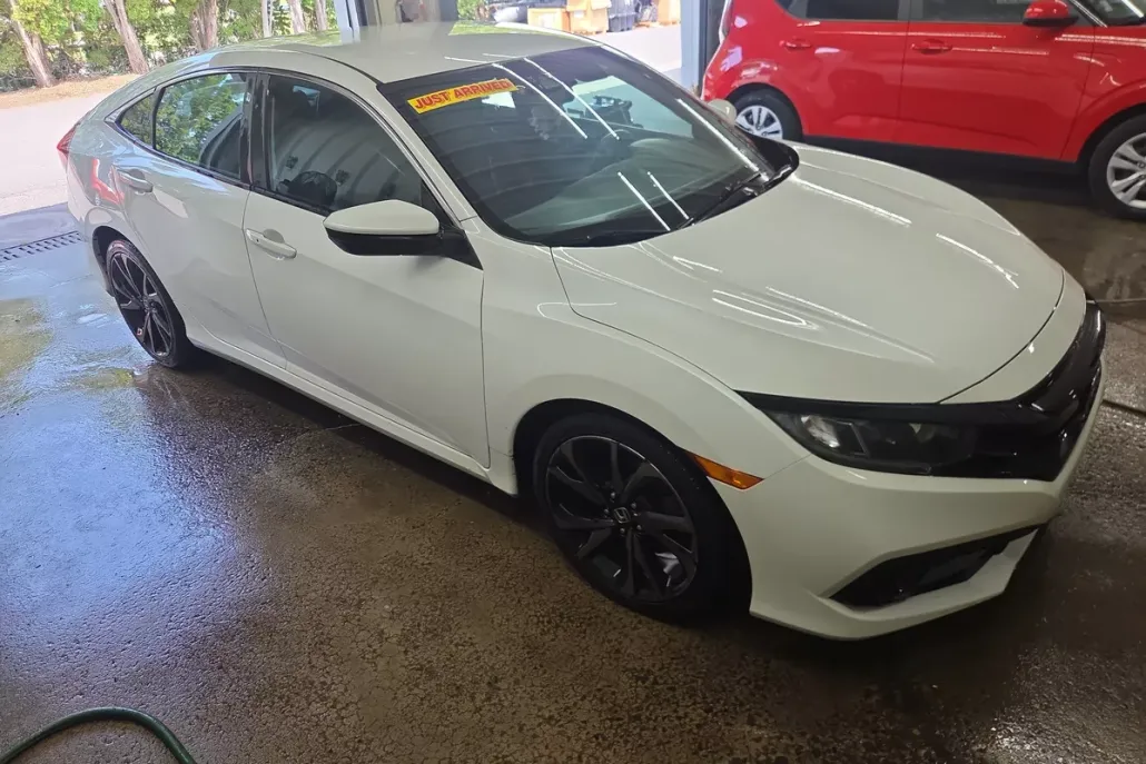 2020 Honda Civic Sport photo 1