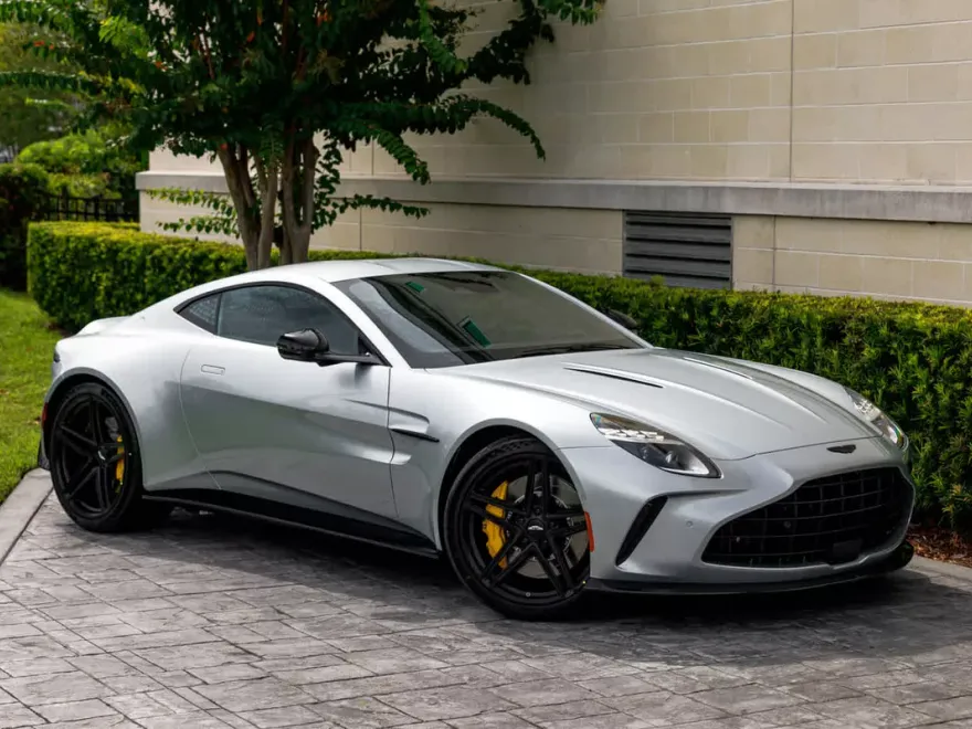 2026 Aston Martin Vantage AM6 photo 1