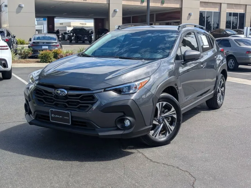 2024 Subaru Crosstrek Premium photo 1