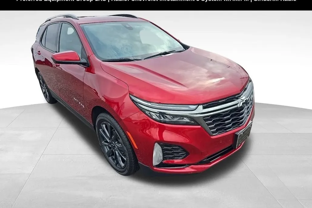 2022 Chevrolet Equinox RS photo 1