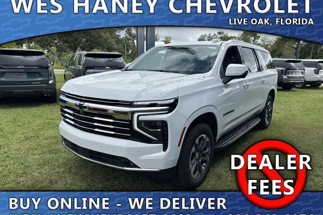 2026 Chevrolet Suburban LT photo 1