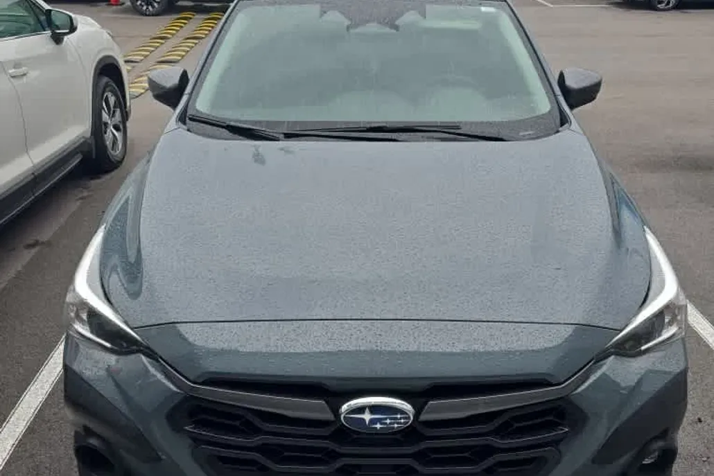 2024 Subaru Crosstrek Premium photo 1