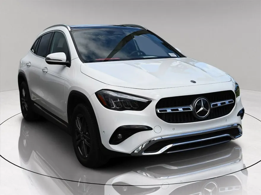 2025 Mercedes Benz GLA 250 photo 1