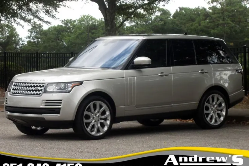 2016 Land Rover Range Rover HSE photo 1