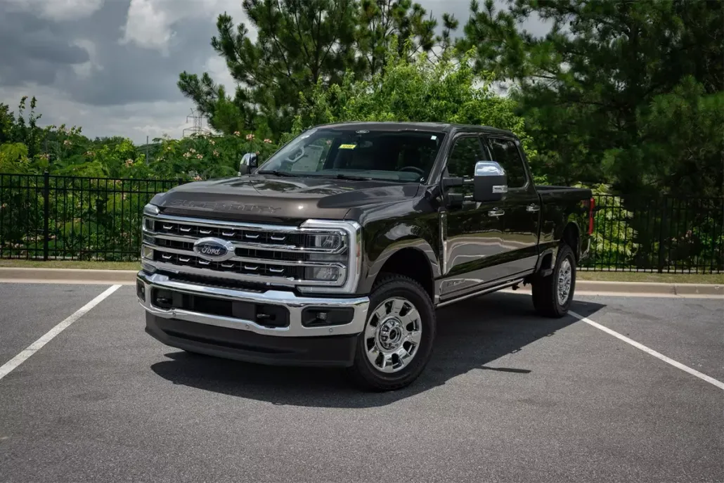 2025 Ford F-250 Lariat photo 1