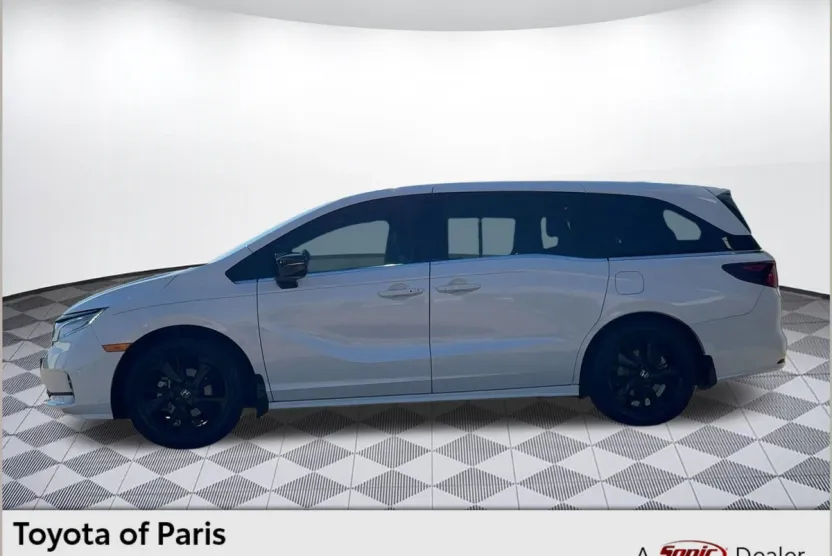 2024 Honda Odyssey Sport photo 1