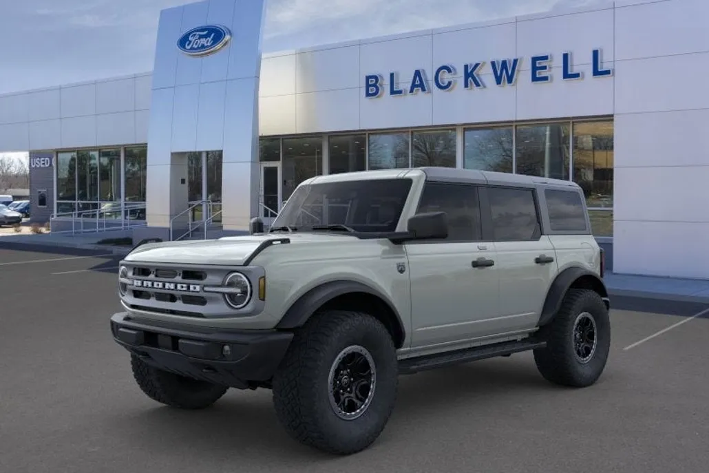 2023 Ford Bronco Big Bend photo 1
