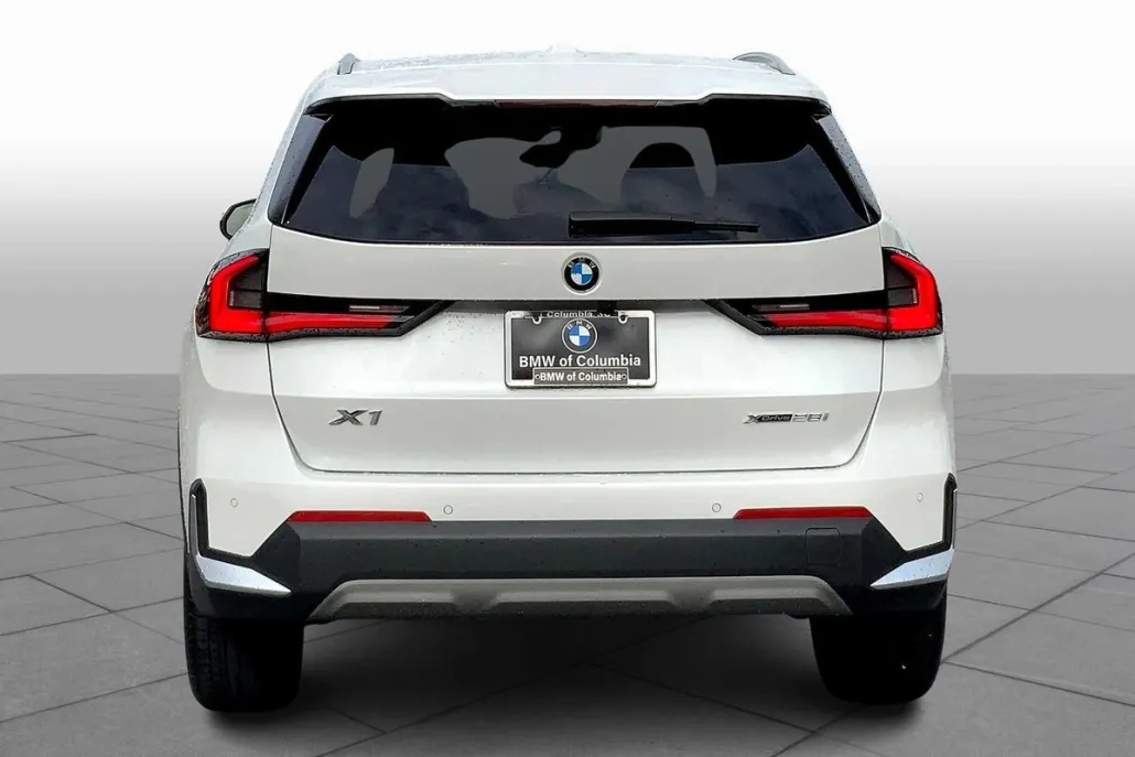 2023 Bmw X1 XDrive28i photo 1