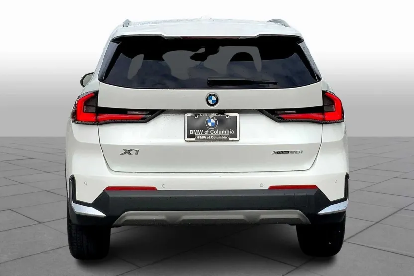 2023 Bmw X1 XDrive28i photo 1