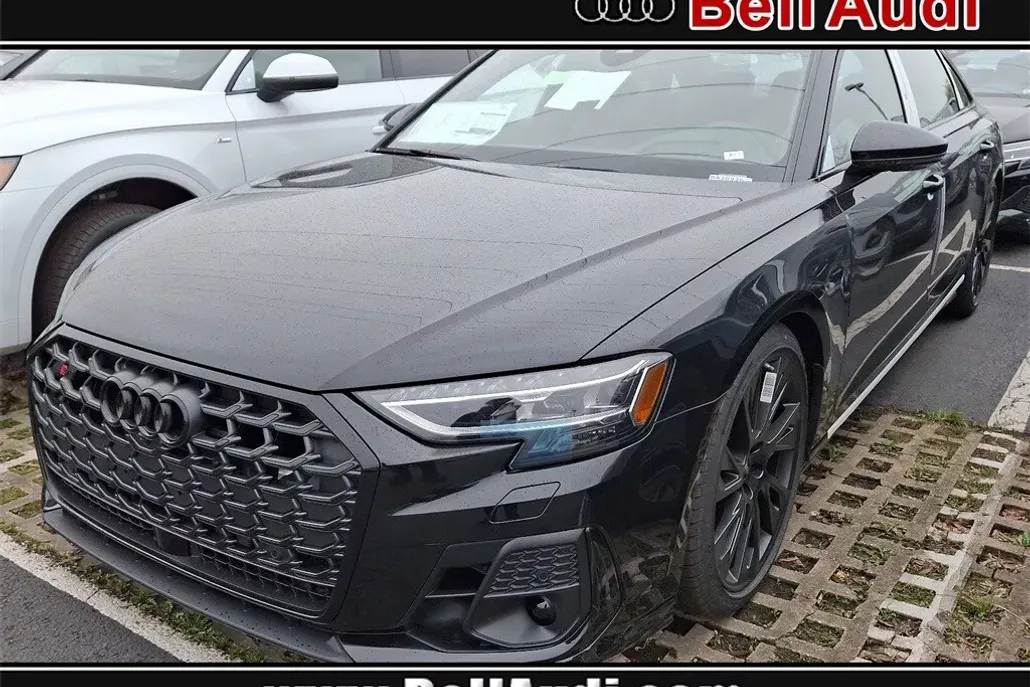 2025 Audi S8 4.0T photo 1