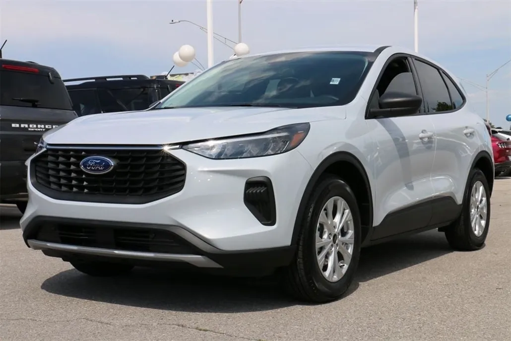 2025 Ford Escape Active photo 1