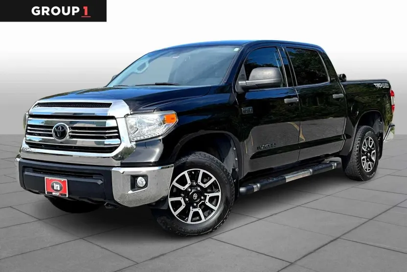 2017 Toyota Tundra SR5 photo 1