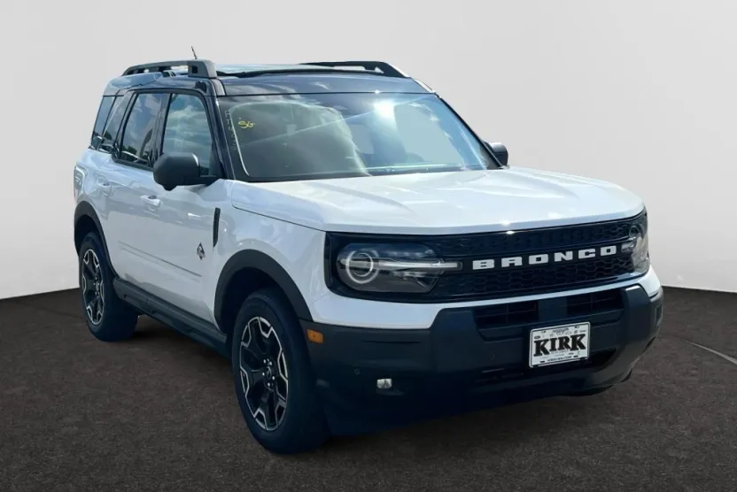 2025 Ford Bronco Sport Outer Banks photo 1