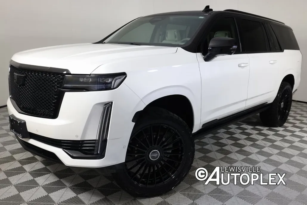 2024 Cadillac Escalade ESV Sport Platinum photo 1